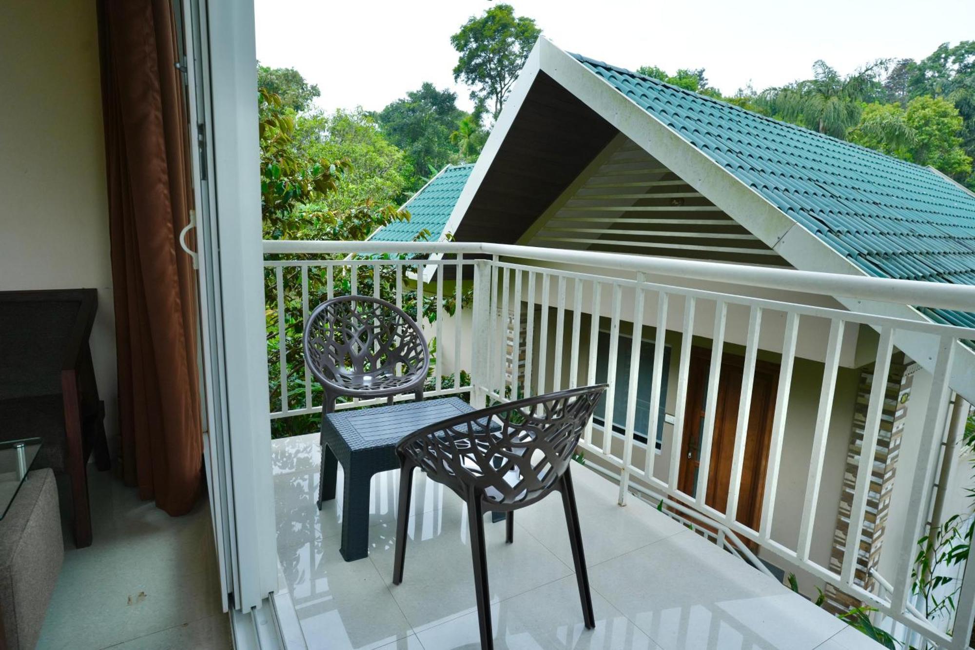 Aveda Munnar Mountains And Mist Hotel Exterior foto