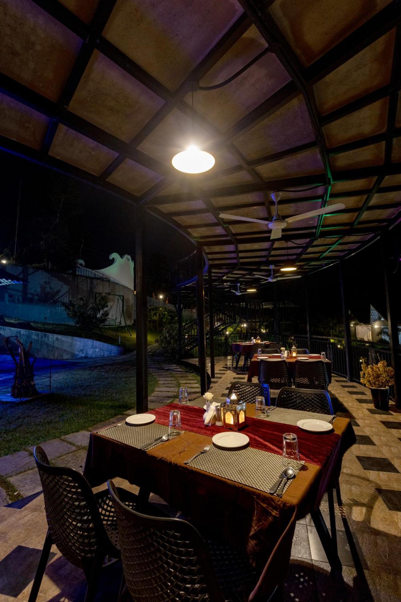 Aveda Munnar Mountains And Mist Hotel Exterior foto
