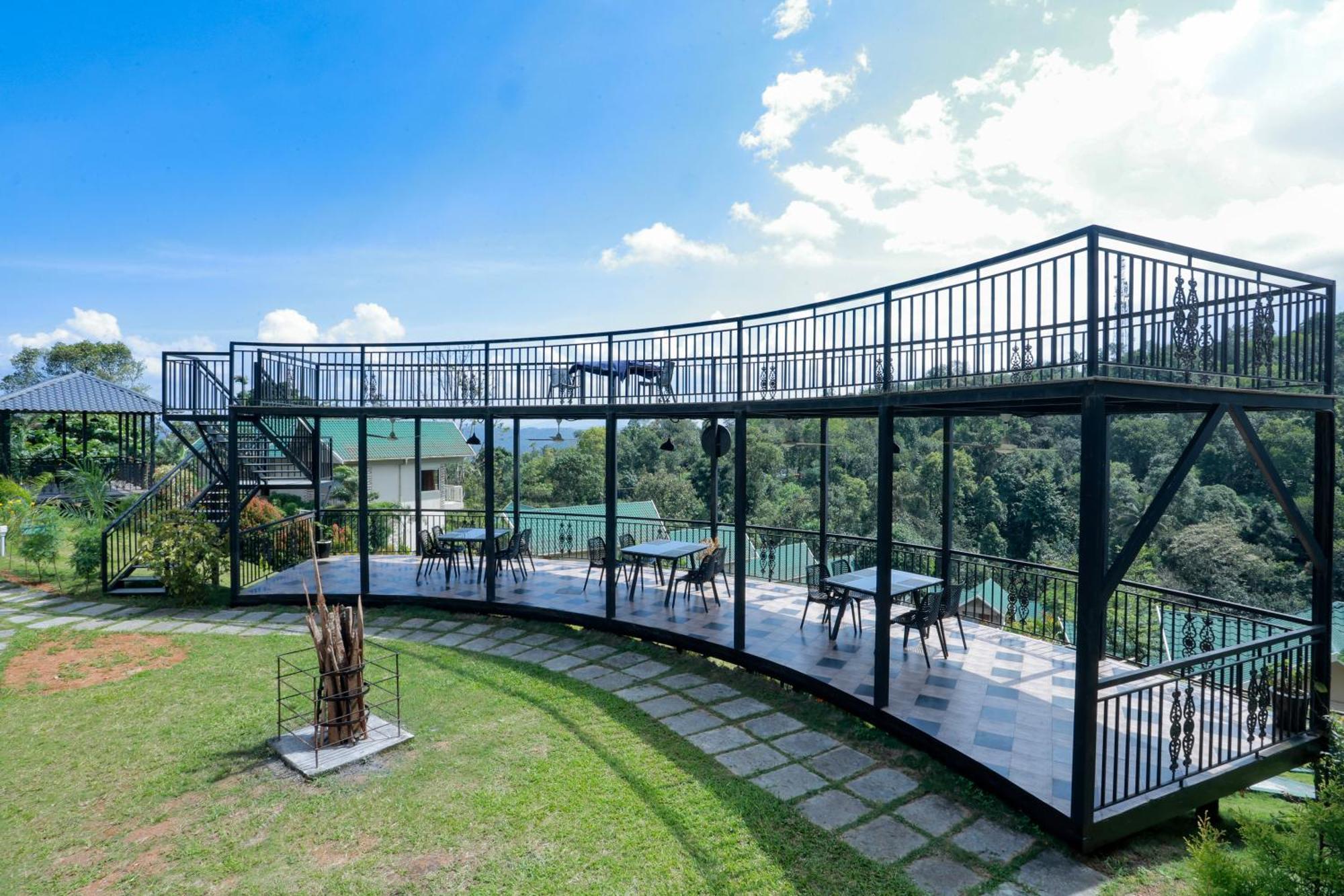 Aveda Munnar Mountains And Mist Hotel Exterior foto